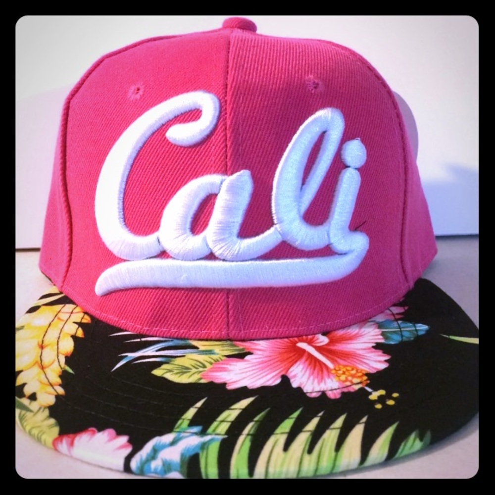 Cali SnapBack